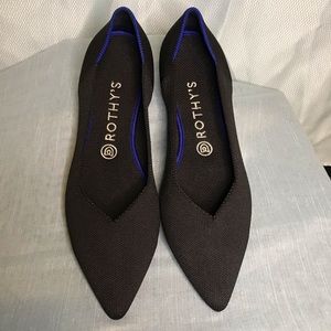 Rothys NWOT Black Pointed Toe Flat Size 10